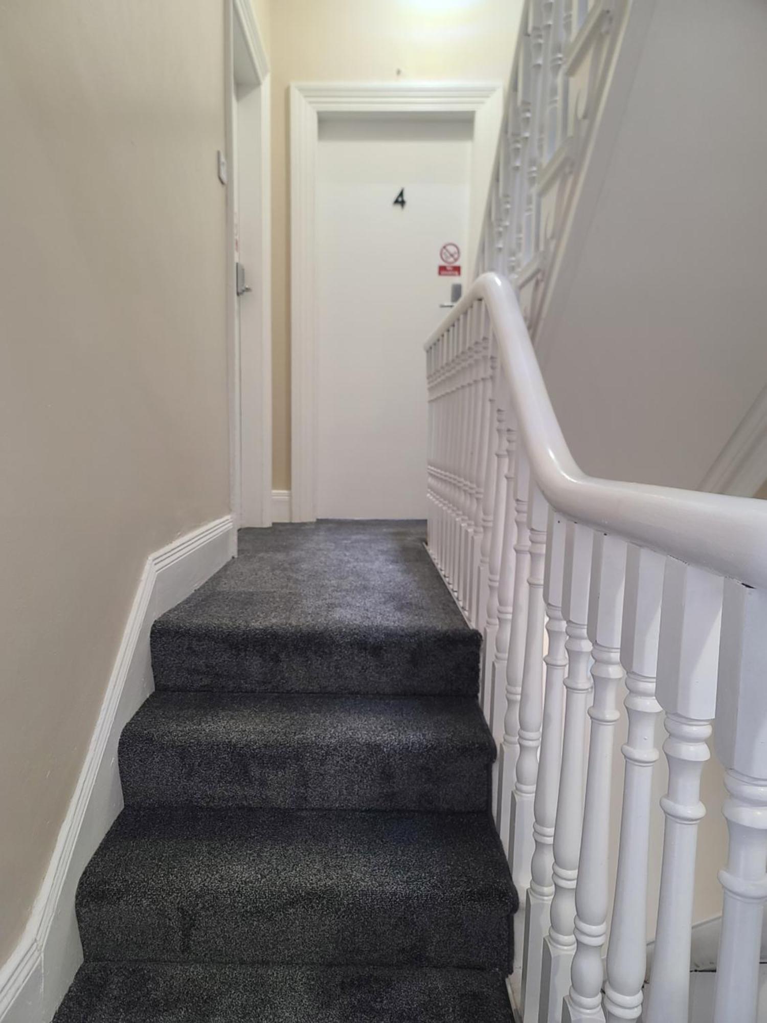 Roskeen Townhouse Belfast Kültér fotó