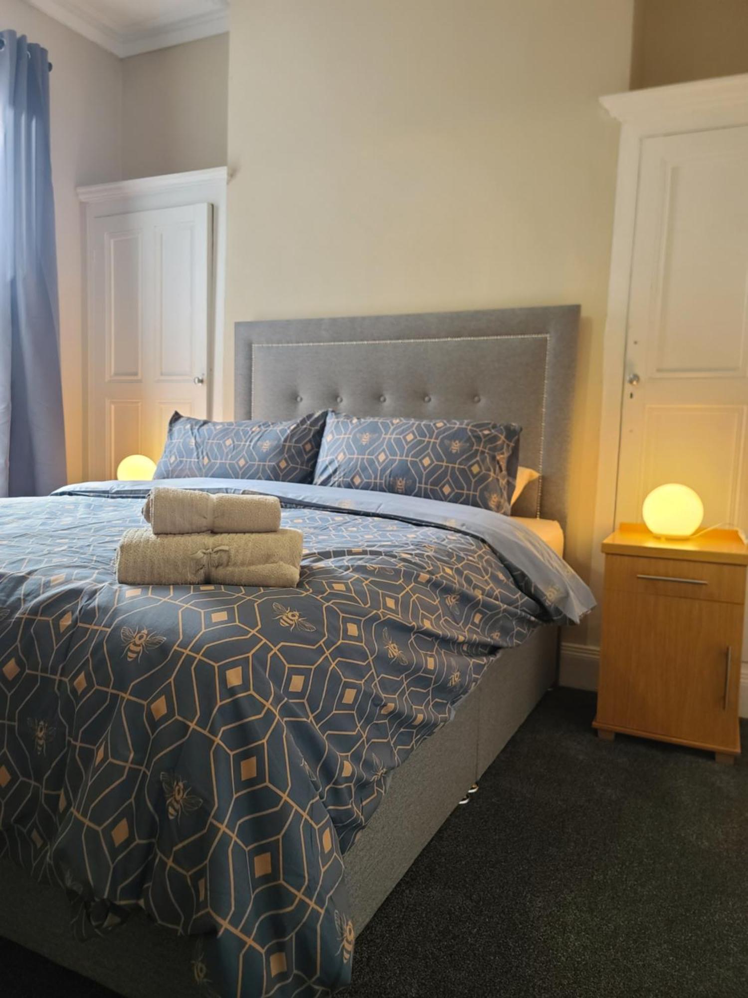 Roskeen Townhouse Belfast Kültér fotó
